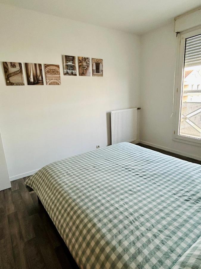 Jolie Chambre 3Minutes De La Gare Rer A บุสซี-แซ็ง-ฌอร์ฌ ภายนอก รูปภาพ